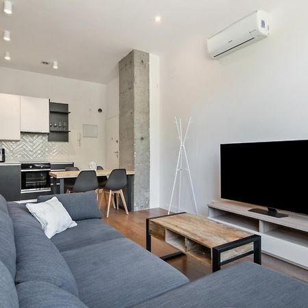 Apartamento Unico Chamartin Madrid Bagian luar foto