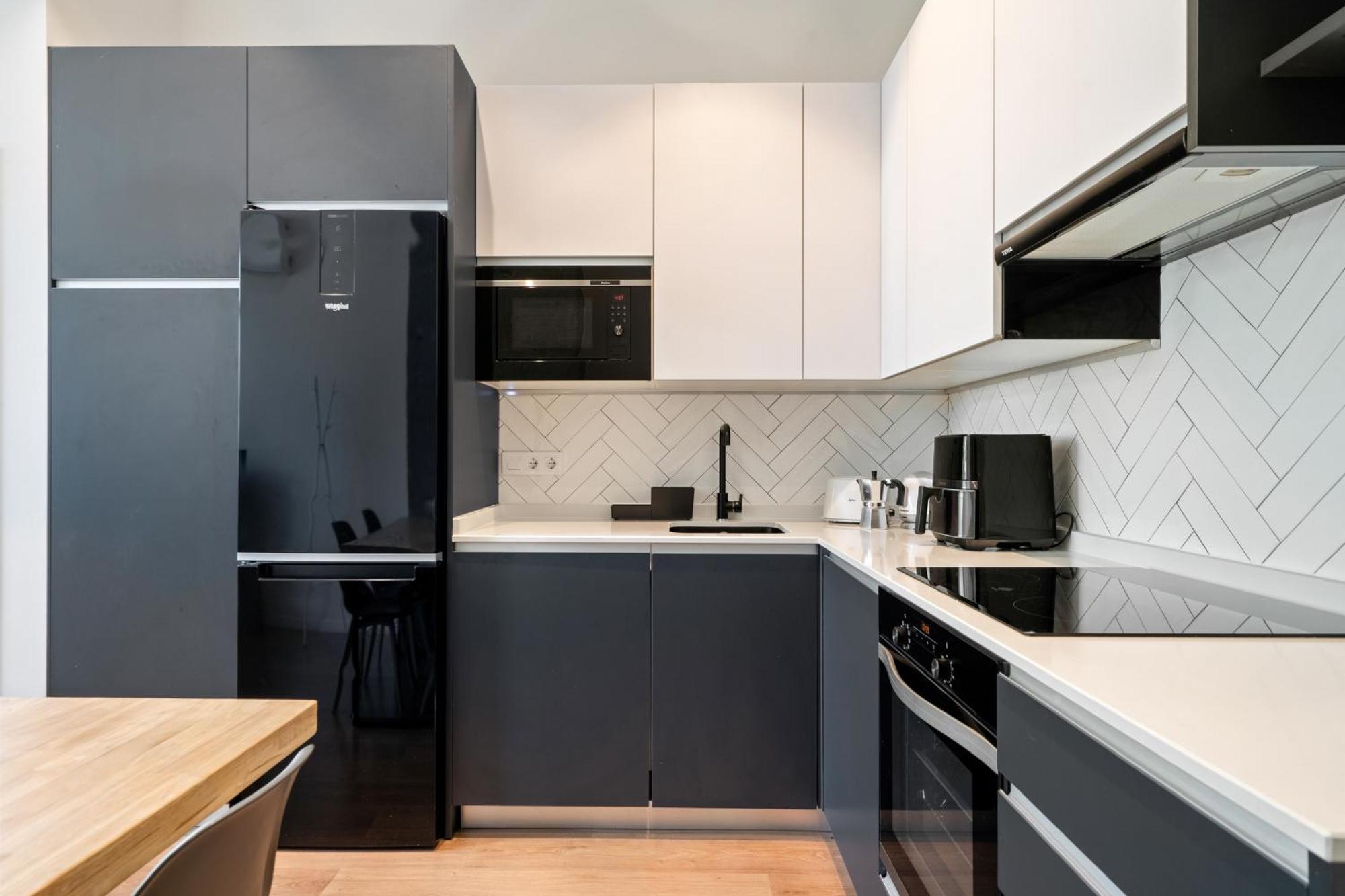 Apartamento Unico Chamartin Madrid Bagian luar foto